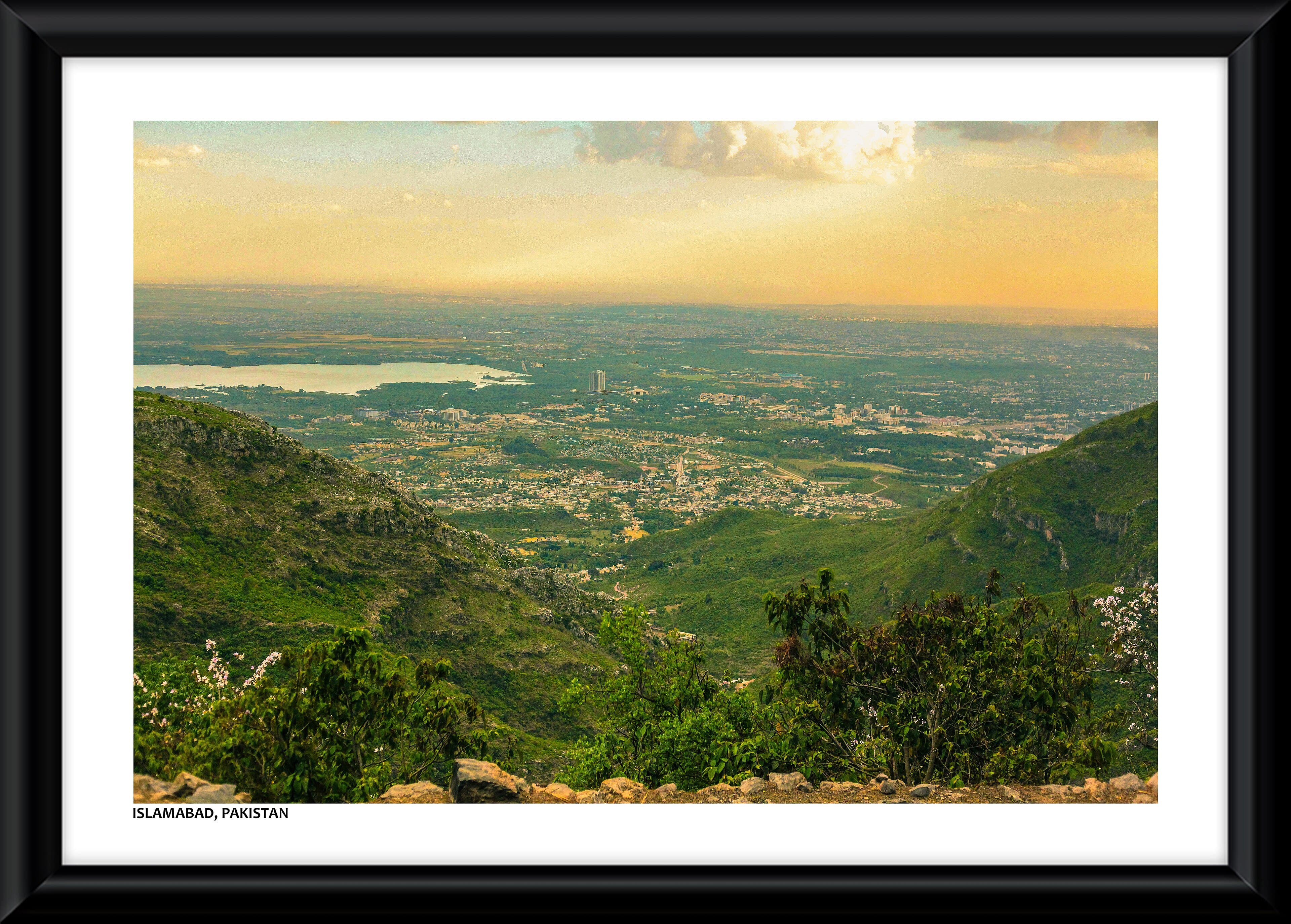 The view from Pir Sohawa over Islamabad