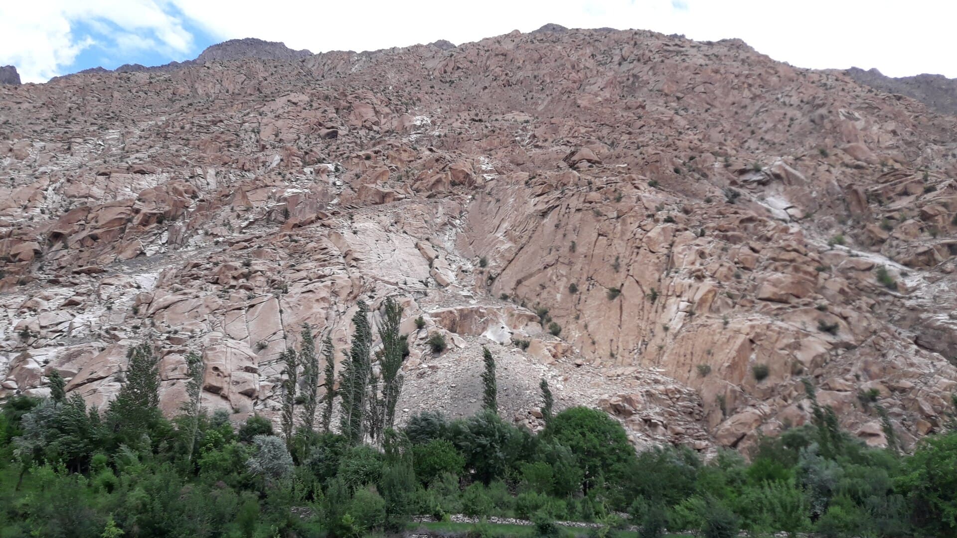 Mountain formations in Gilgit-Baltistan