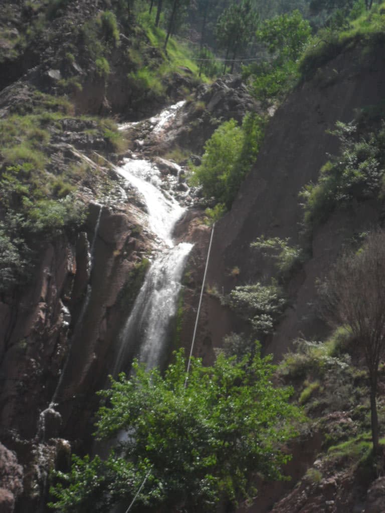 Road following the Neelum River